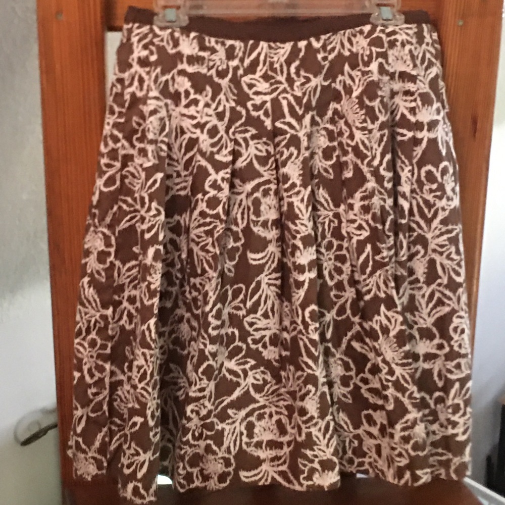 Vintage Liz Claiborne A-line skirt size 14 petite. Wears like a 12.
